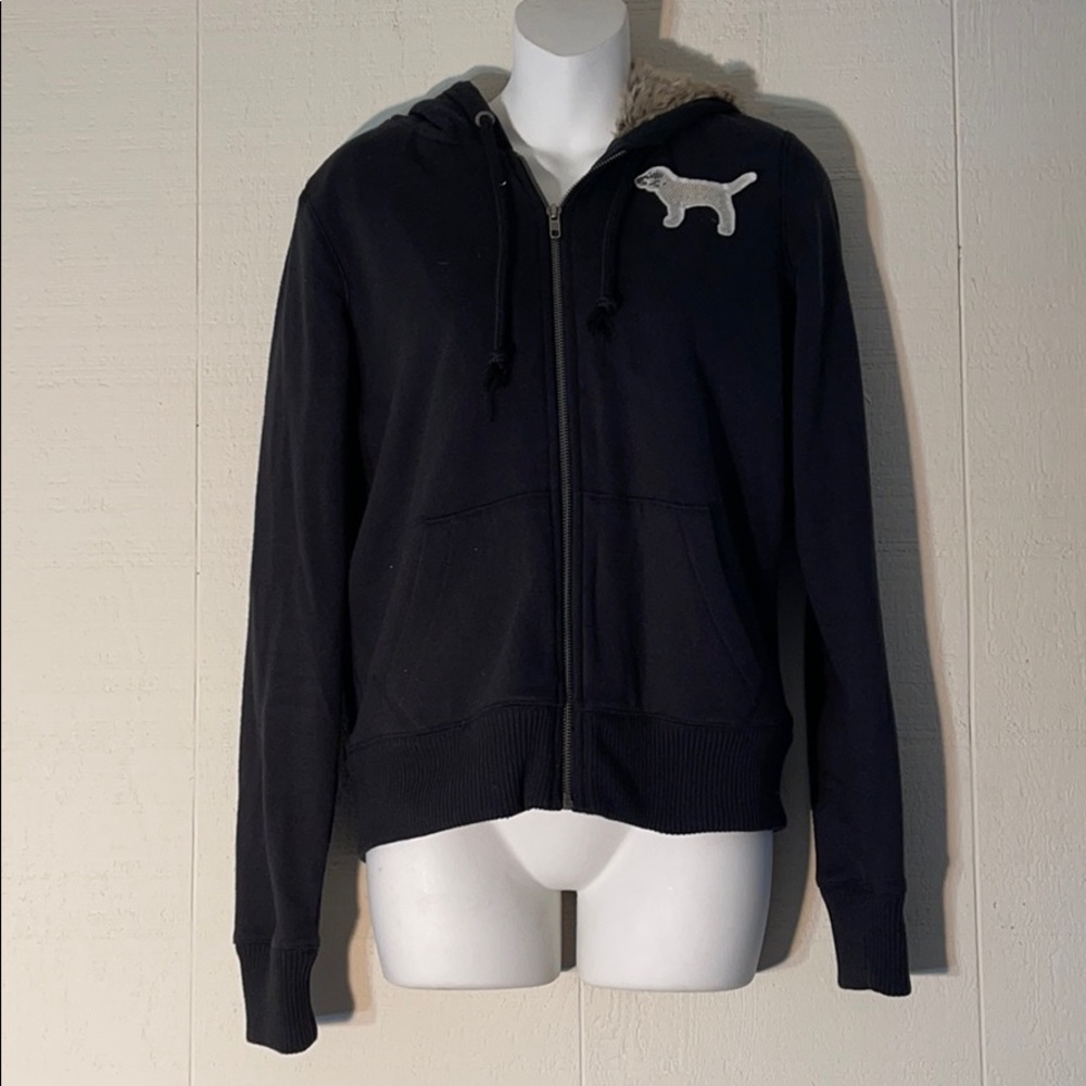 PINK VICTORIA’S SECRET PINK FLUFFY HOODIE.